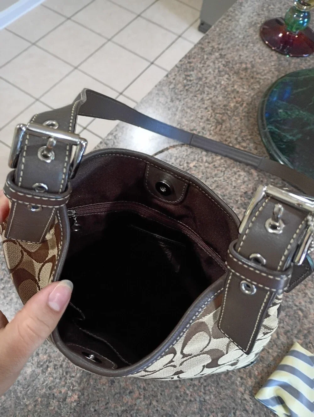 Coach Hampton Signature Hippie